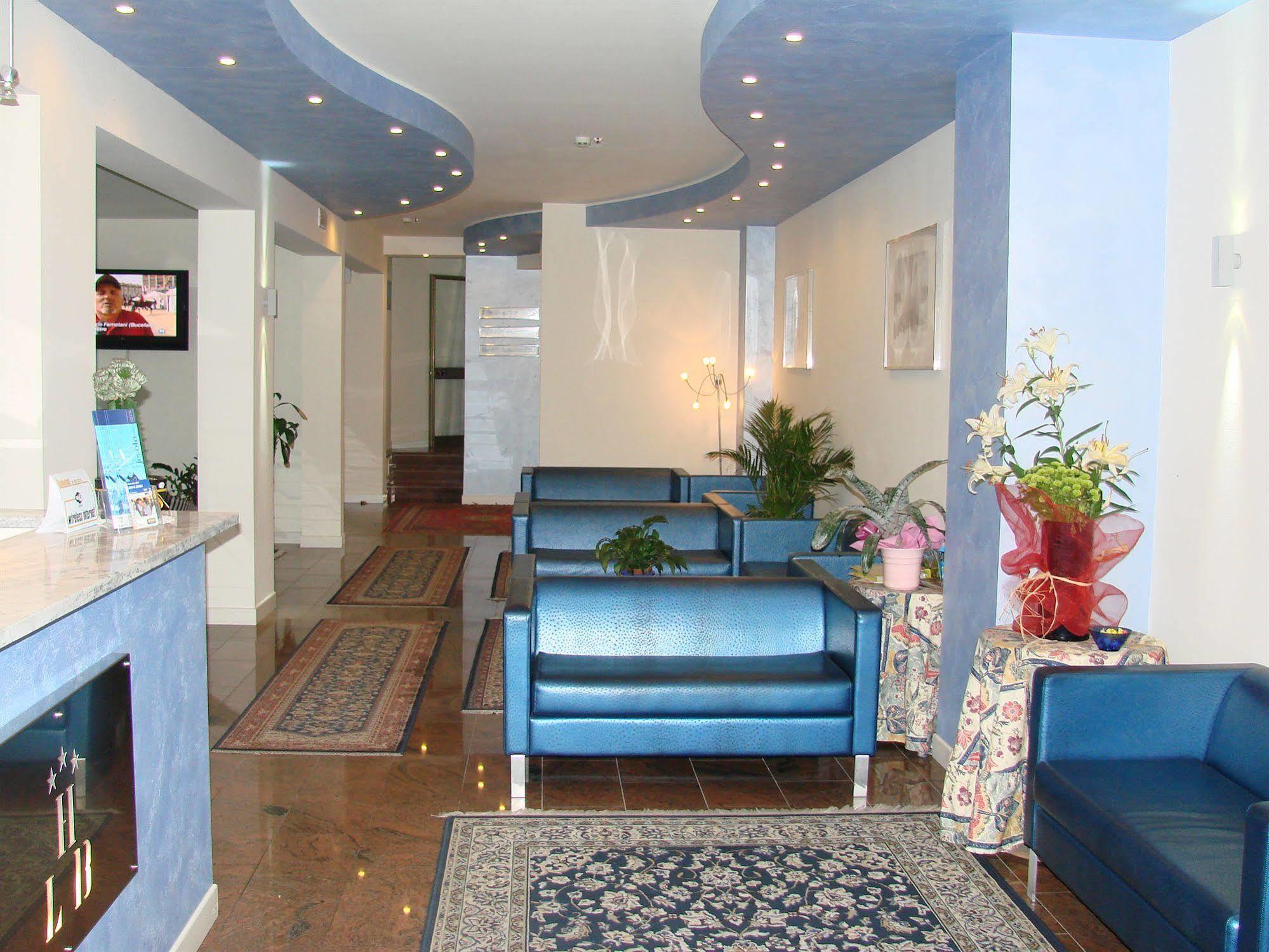 Hotel La Bussola 3*